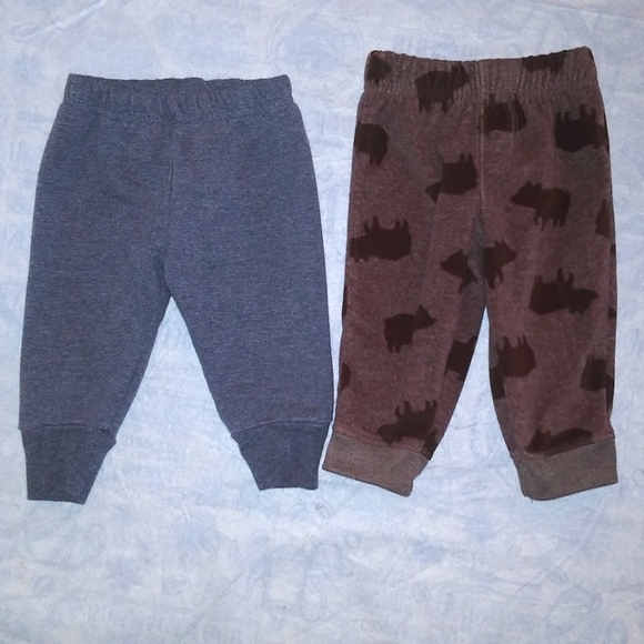 Carter's set of two pants for baby boys - Picture 1 of 3